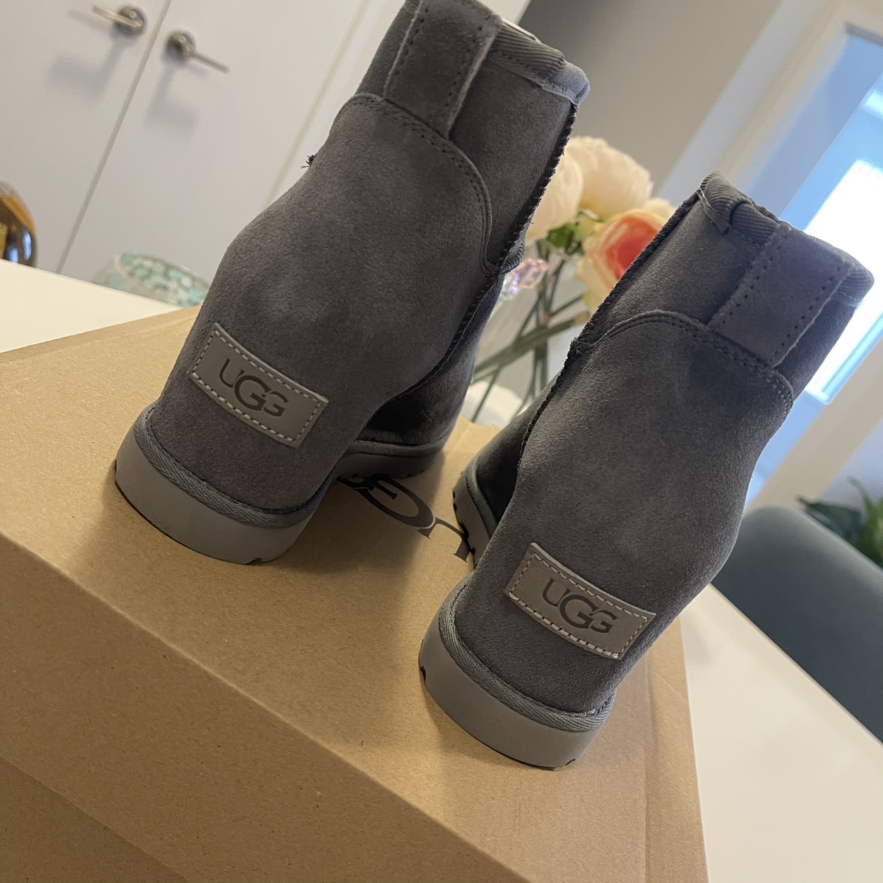 UGG’ Wedge Boots - Size 8 - photo 4