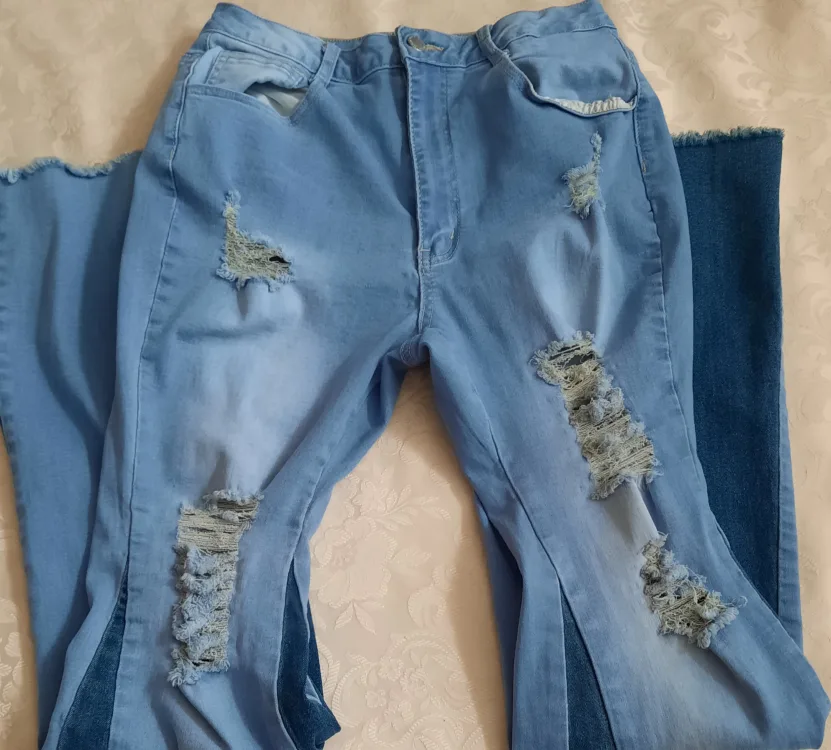 Distressed Two-Tone Bell Bottom Jeans image indicator(2)