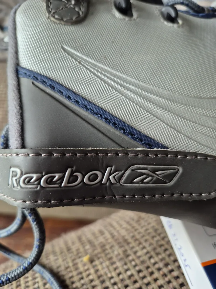 Reebok Woman's Figure skates thumbnail