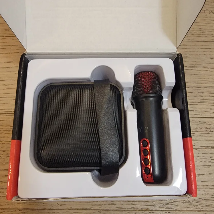 Portable Karaoke Microphone Speaker Set image indicator(2)