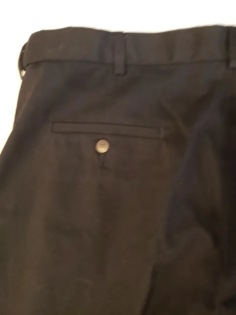 Haggar Men's Black Flat Front Trousers, Size 40x32 image indicator(10)