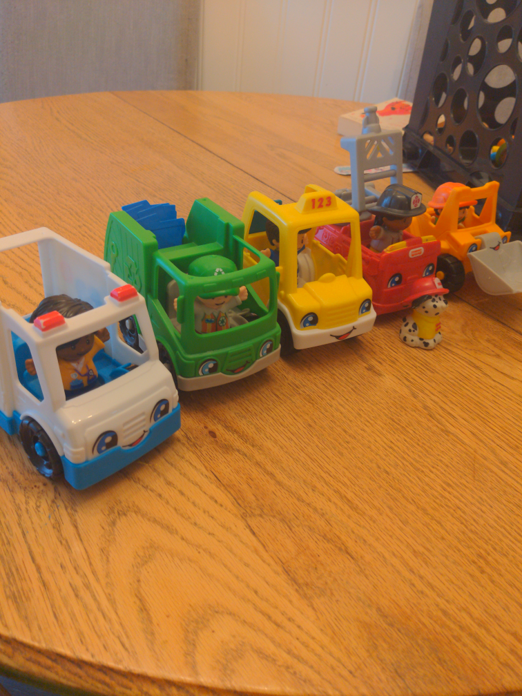 Little People Helper Cars