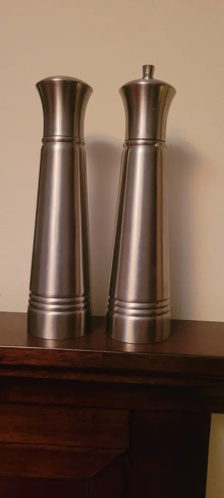 Stainless Steel Salt and Pepper Grinder Set declutter challenge thumbnail