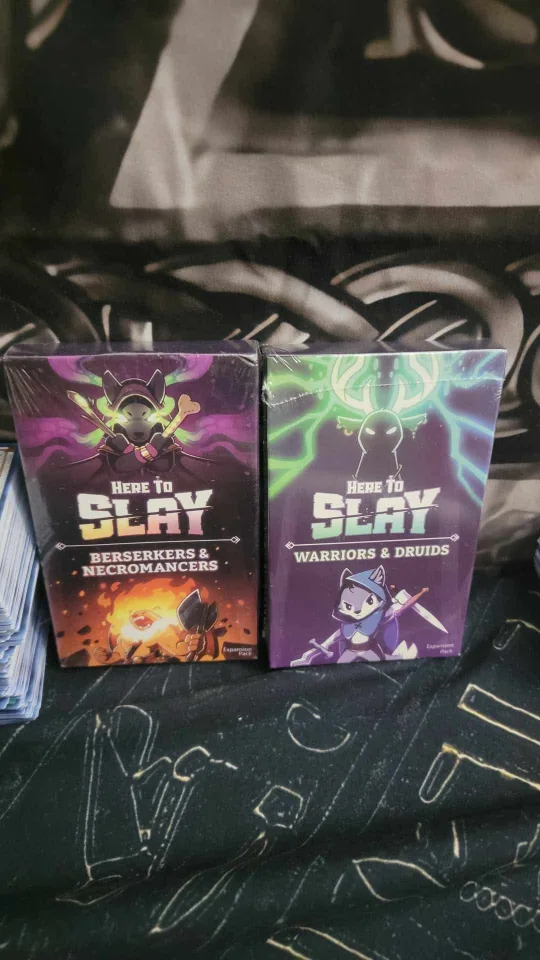 Unstable Unicorns Expansion Sets. Here to slay image indicator(3)