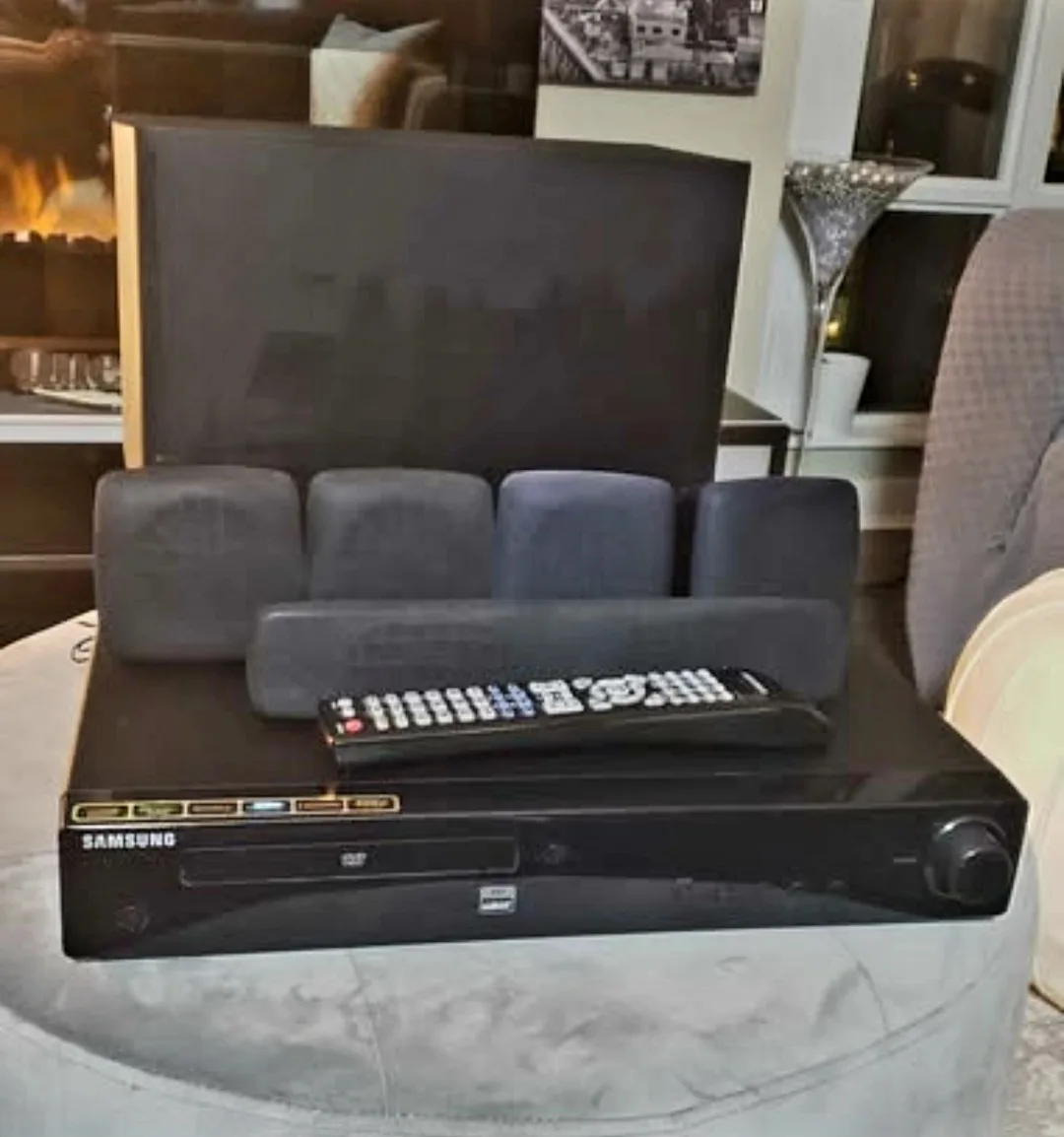 Samsung Home Theatre System / Blu-ray / DVD image indicator(2)