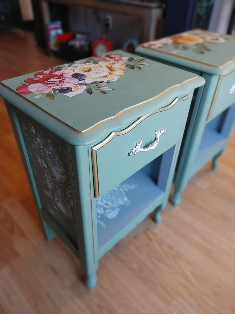 Pair of Upcycled Floral Nightstands - photo 4