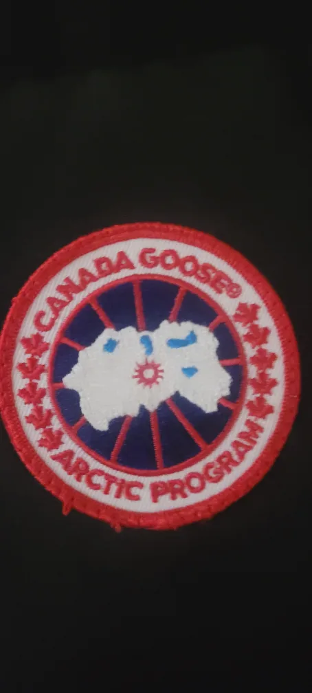 Canada Goose Jacket image indicator(9)