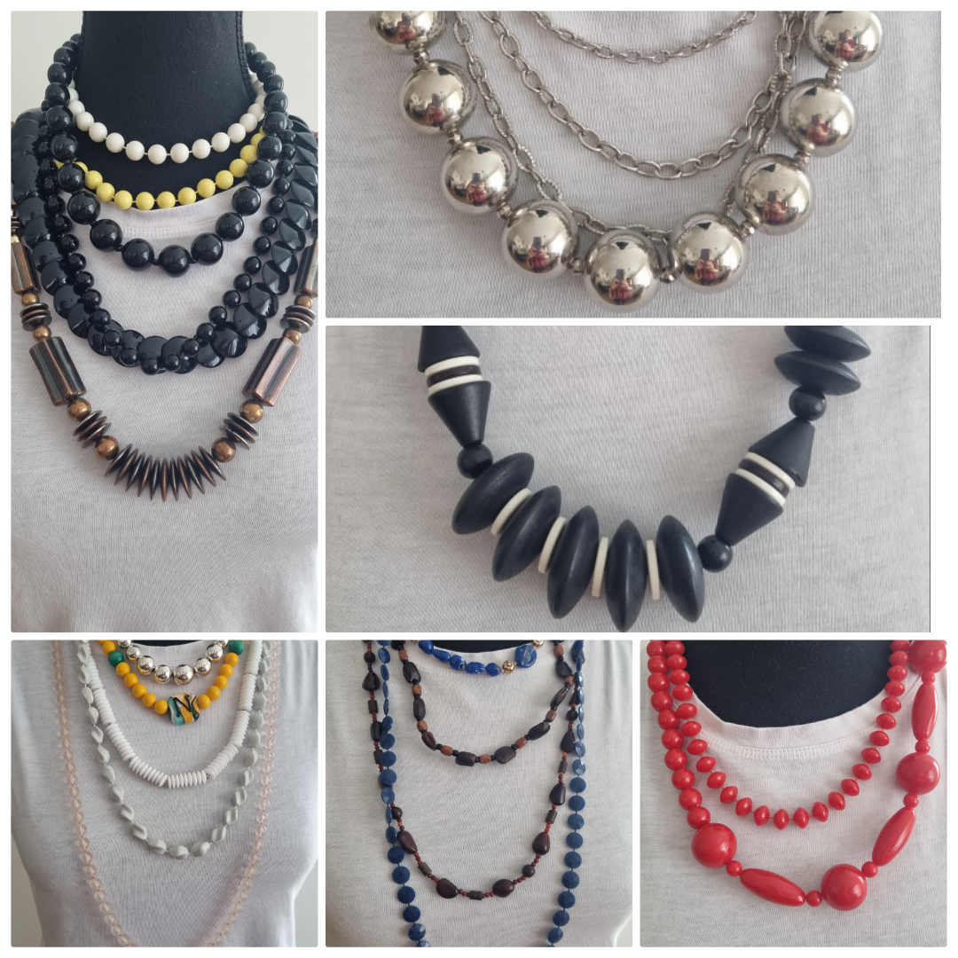 Bundle 20 necklaces