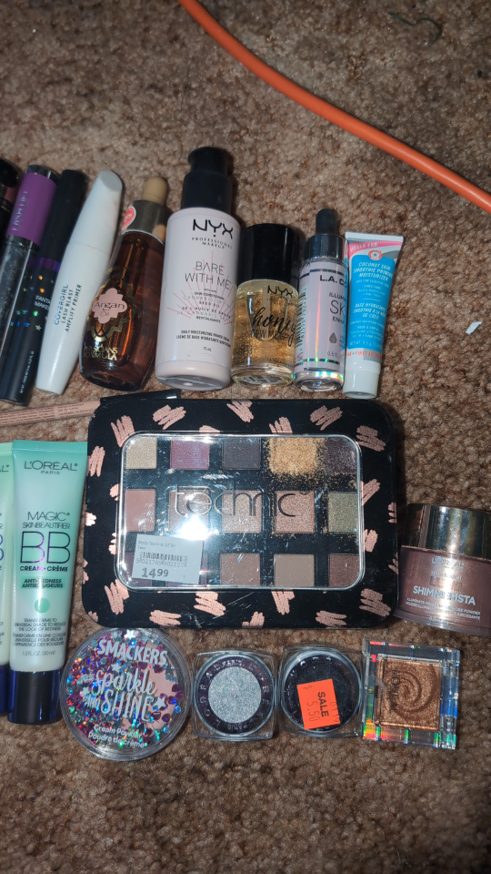 Makeup - Eyeshadow, Lashes, Foundation, Primer - photo 2
