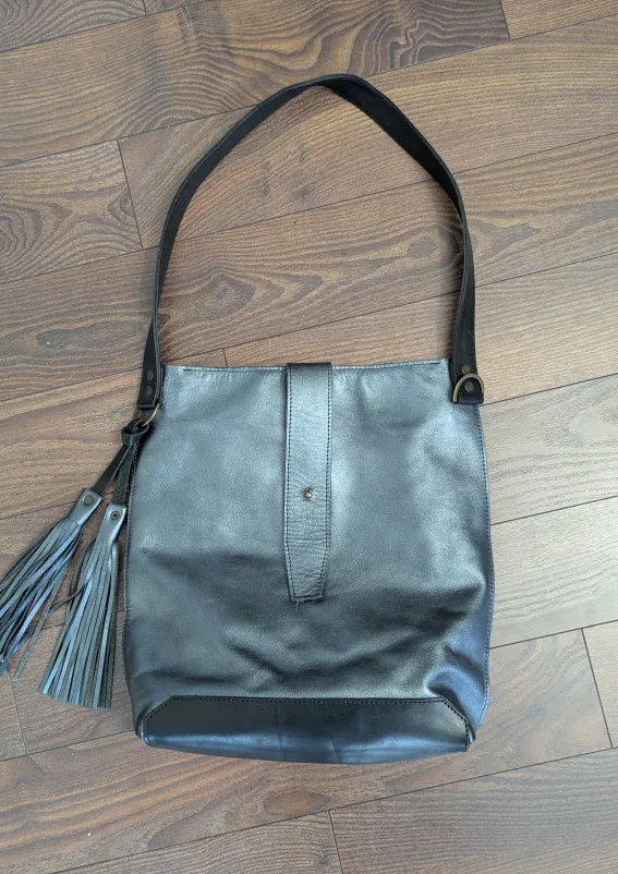 Leather Shoulder Bag thumbnail