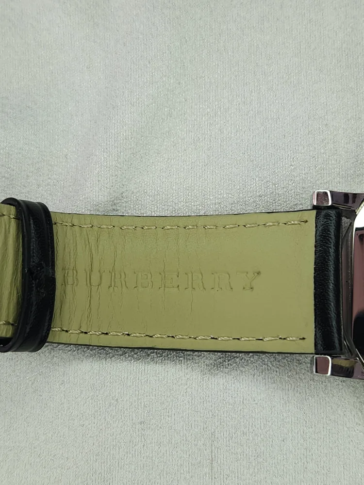 Burberry "City" BU9009 Quartz Watch image indicator(5)