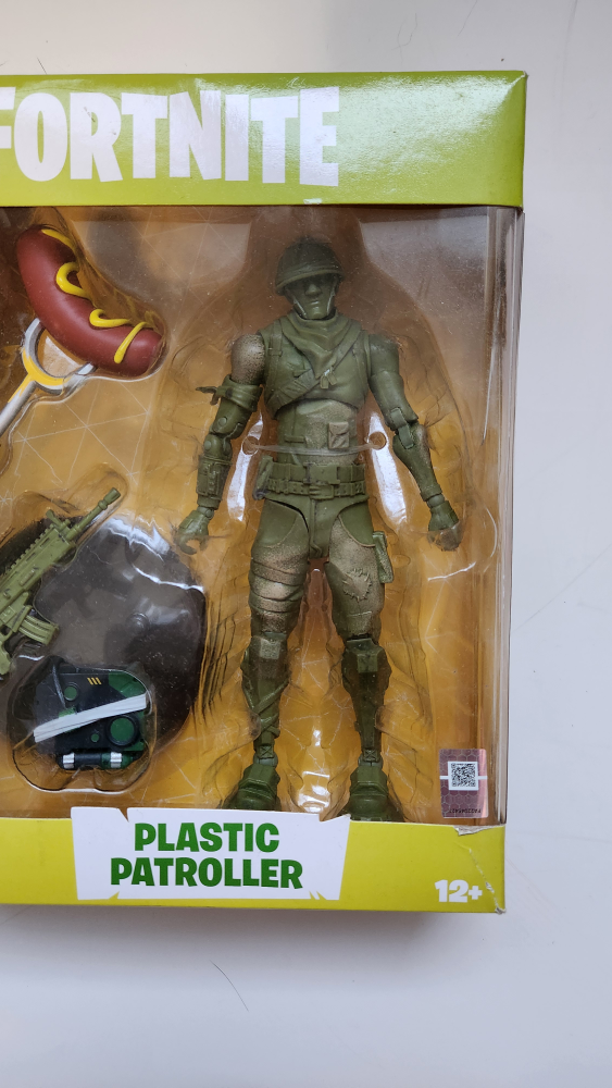 Fortnite Plastic Patroller 7-inch Action Figure - photo 2