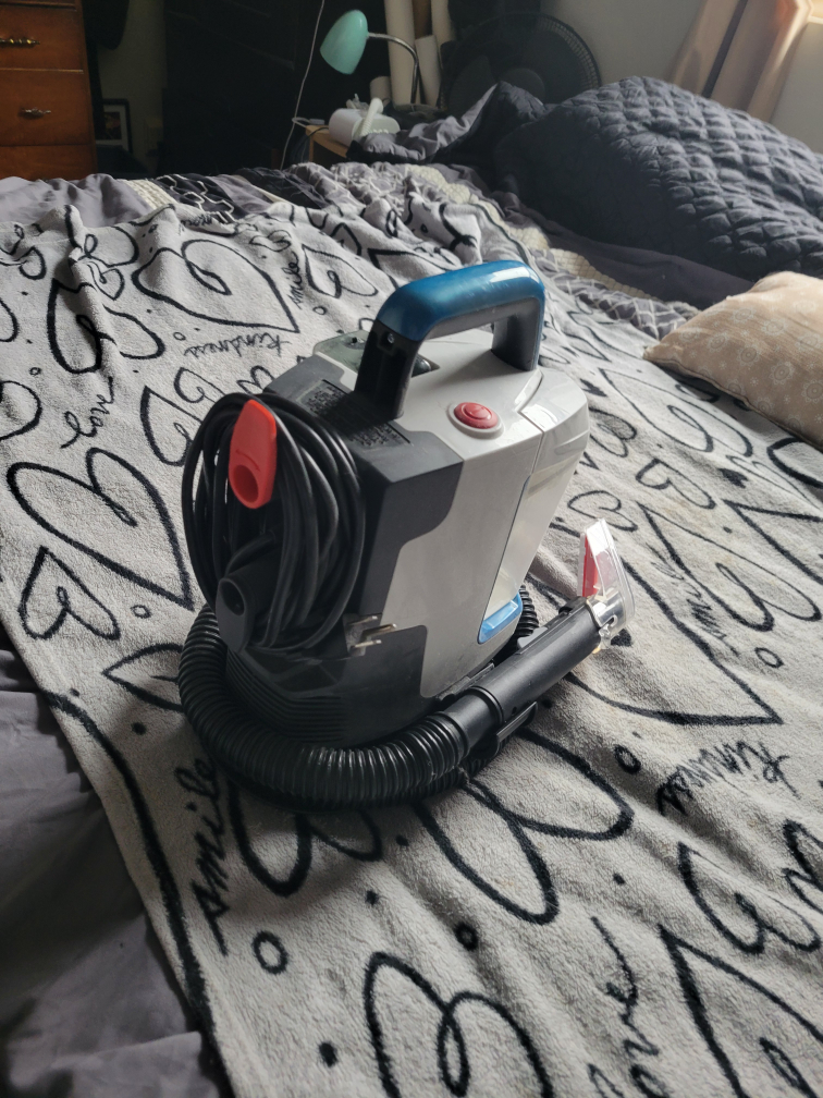 Hoover Power Dash Carpet Cleaner - photo 2