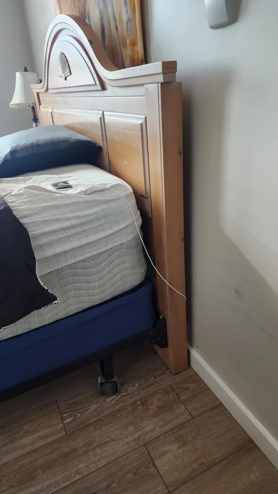 5-piece Pine full bedroom set image indicator(4)