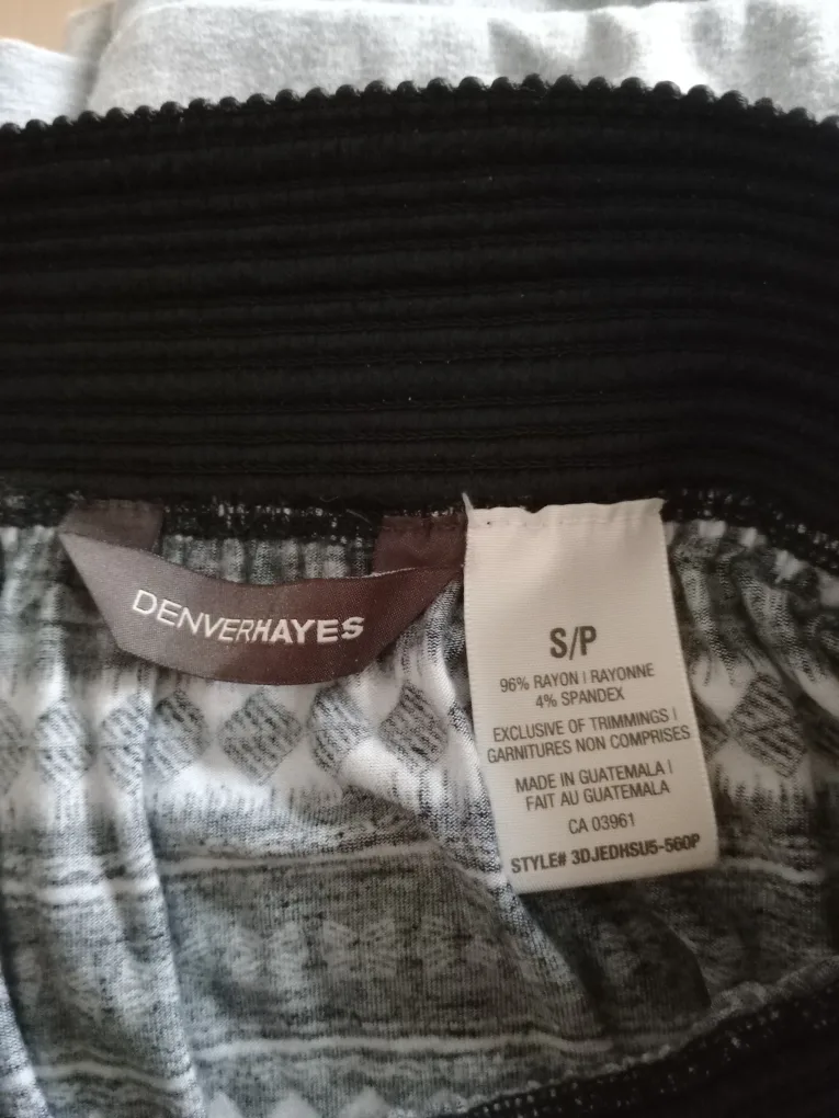 Denver Hayes Women's Size Small Black and White Patterned Skirt image indicator(2)