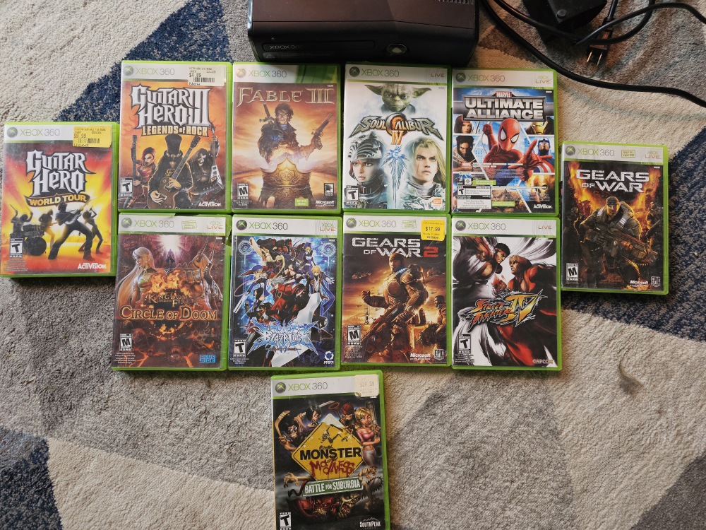 Xbox 360 Console with Games and Controllers - photo 4