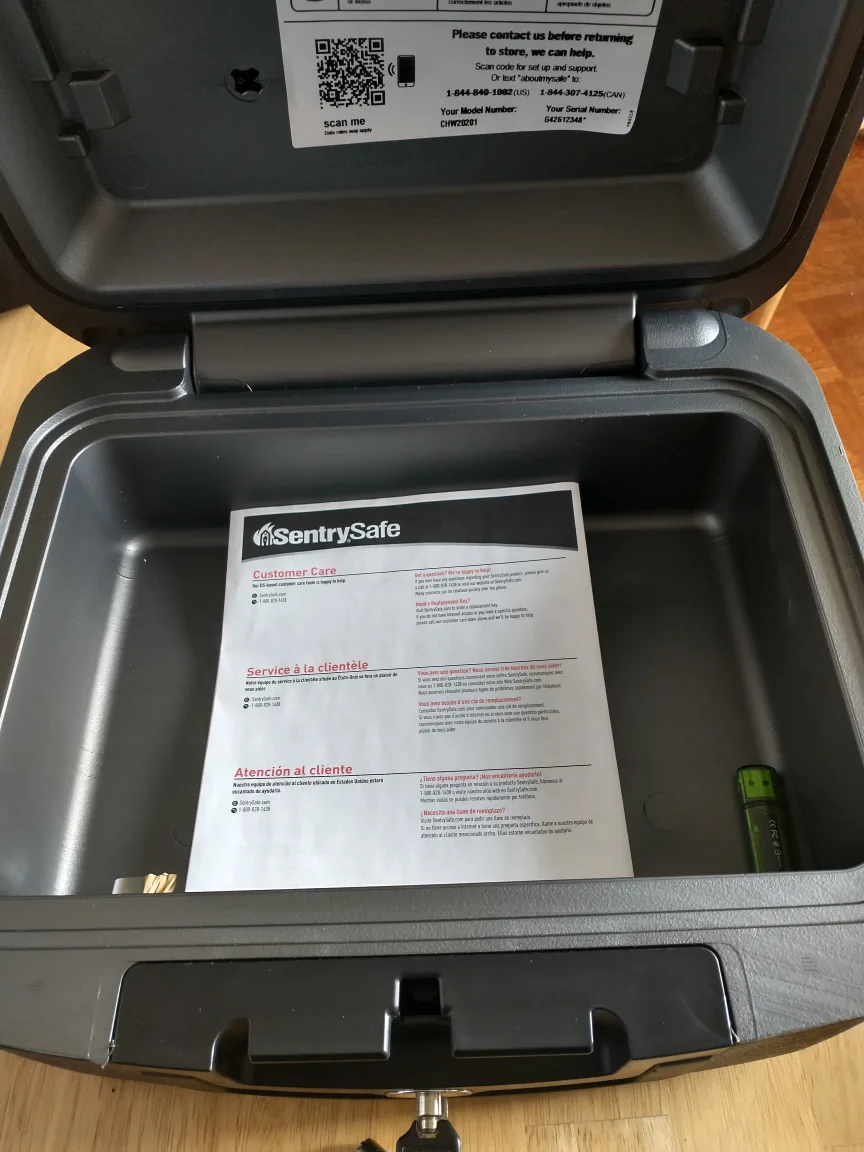 SentrySafe Fire & Water Resistant Chest image indicator(2)