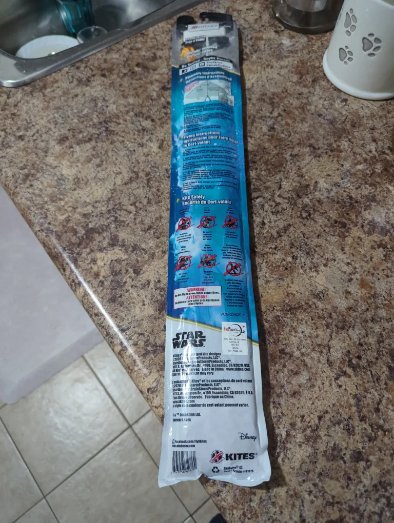 Star Wars SkyDelta 42 Kite - Grogu image indicator(2)