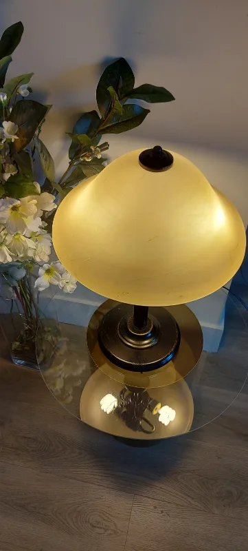 Vintage Table Lamp with Frosted Glass Shade image indicator(7)