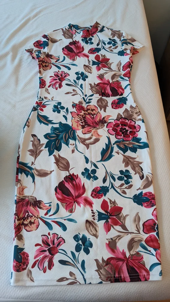 Floral Midi Dress image indicator(2)