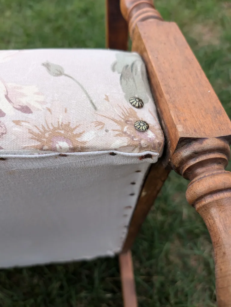 Vintage Floral Armchair Solid Wood and Padded Seat 🧡 image indicator(8)