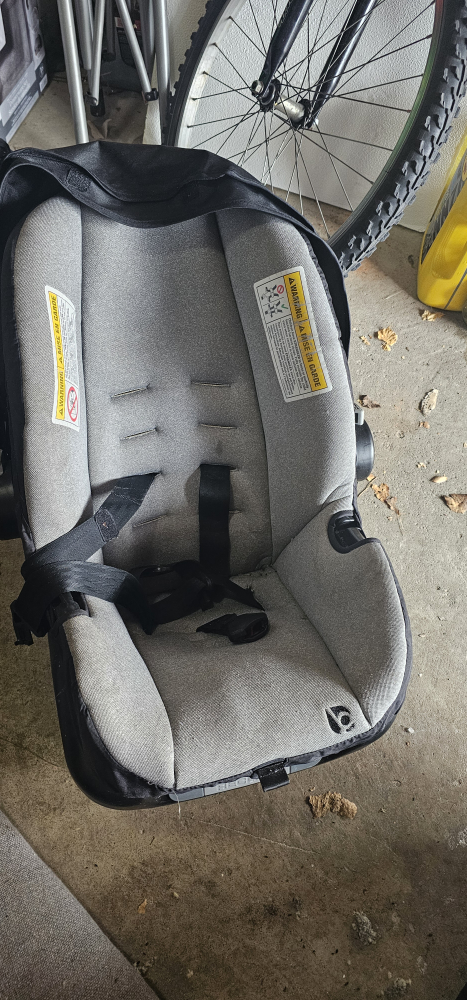Infant car seat