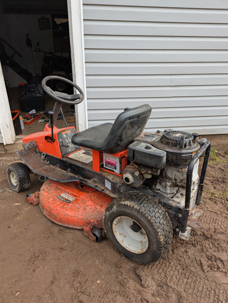 Ariens Lawn Tractor - photo 3