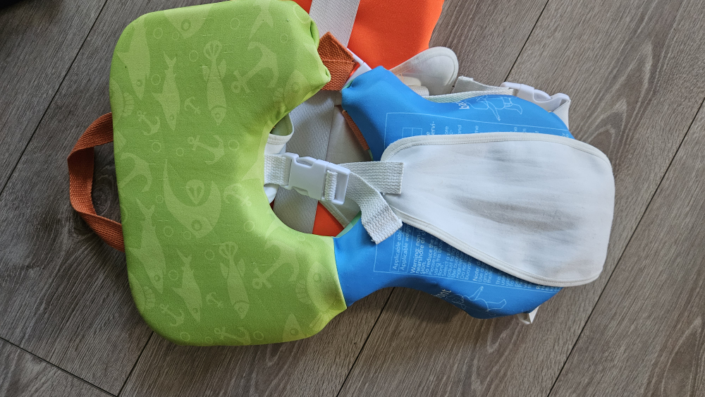 INFANTS LIFE JACKET - photo 2