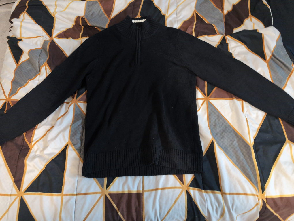 a turtleneck quarter zip thingy