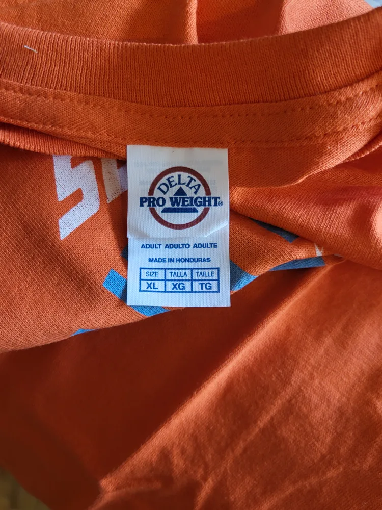 Orange Slurpee Brain Freeze T-Shirt - Size XL or M image indicator(3)