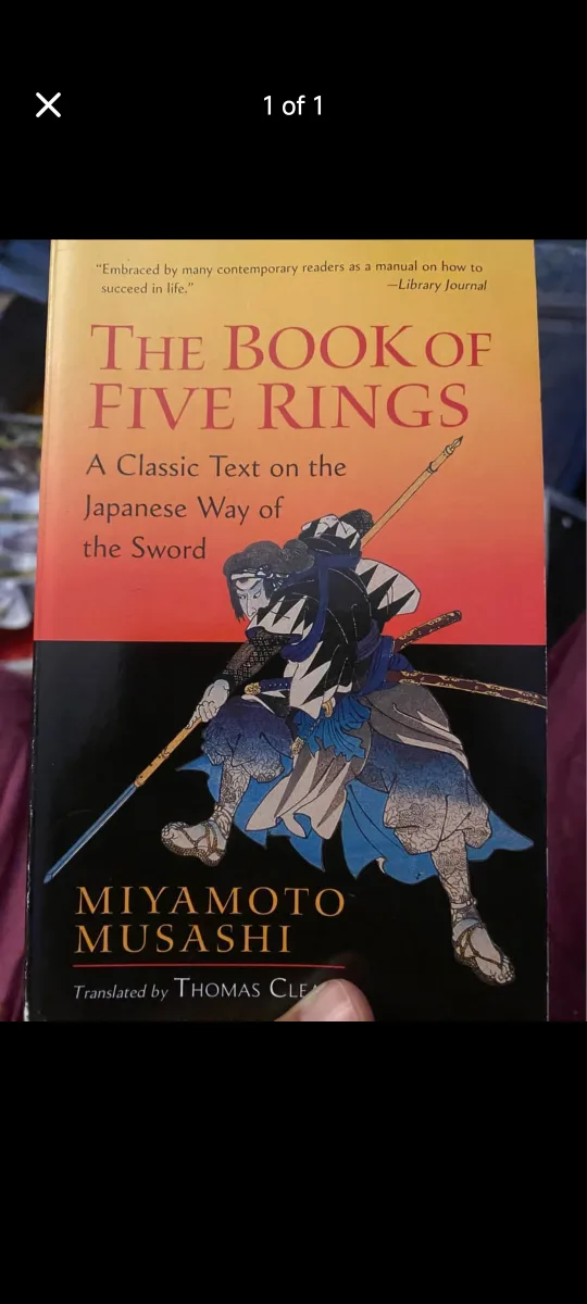 Bundle of 5 Books: History, Self-Help, and Graphic Novel image indicator(6)