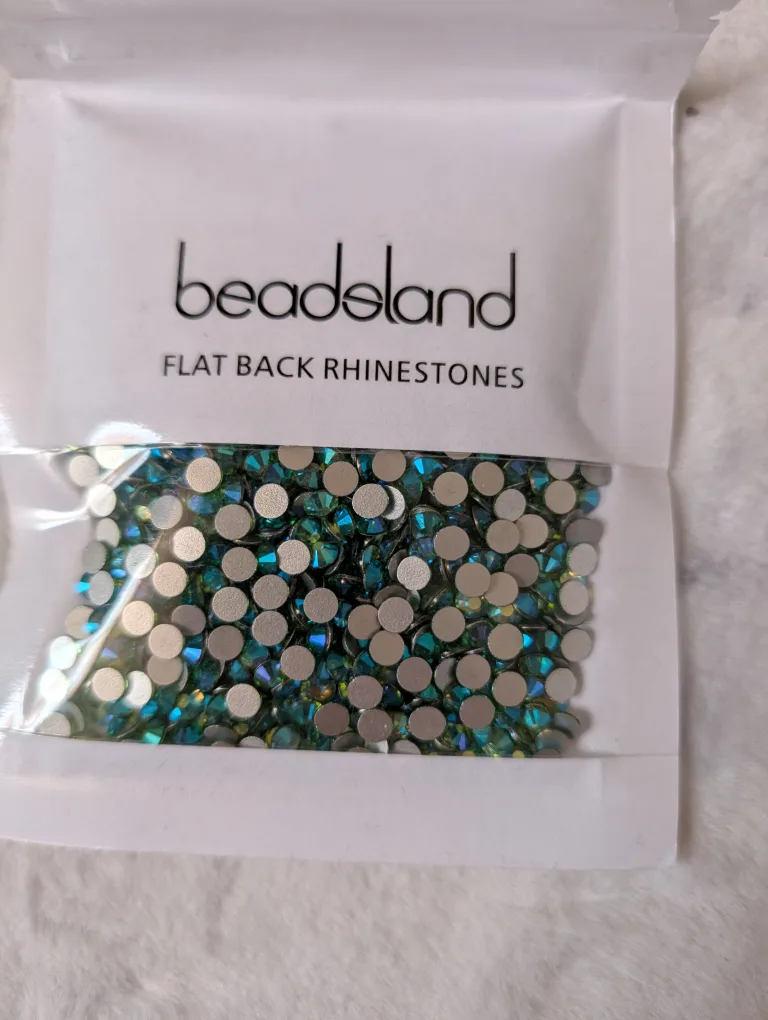 Beadeland Flat Back Rhinestones - Assorted Colours image indicator(3)