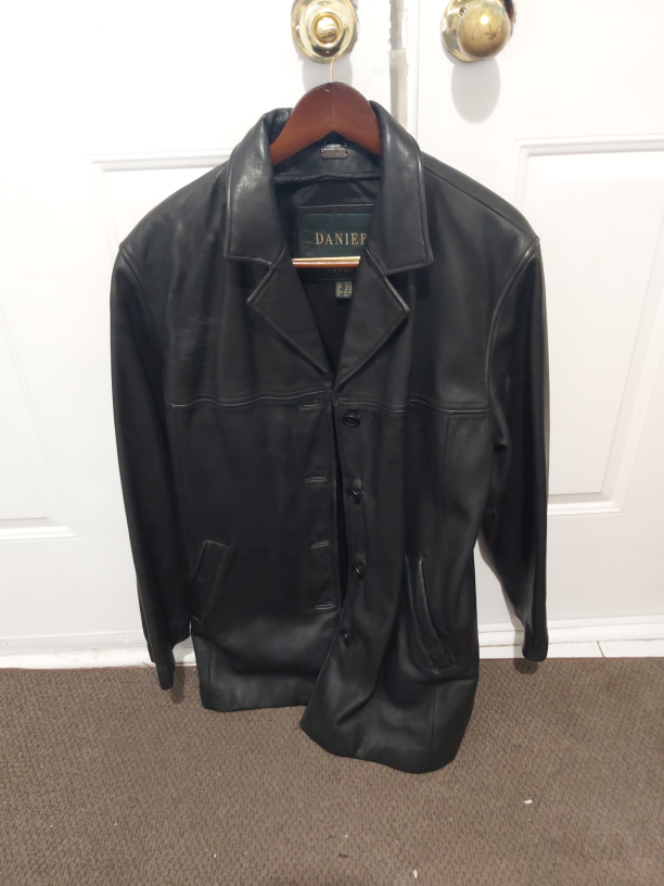 Women's Danier Leather Jacket - Medium