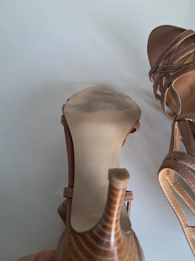 Nine West Women's Brown Cage Sandals Size 4M image indicator(4)