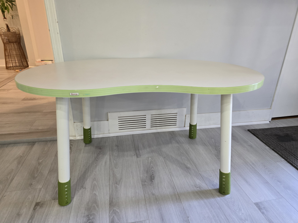iloom Kids Table - White and Green - photo 2