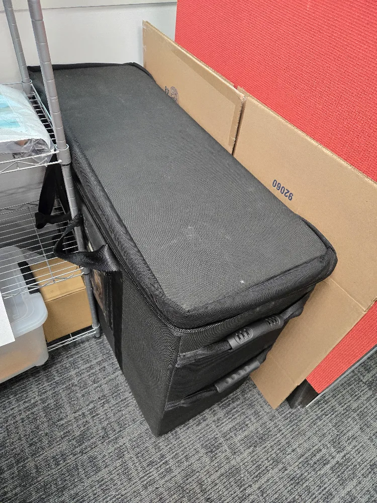 iMac 27-inch 2020 + Accessories + Hard Case image indicator(5)