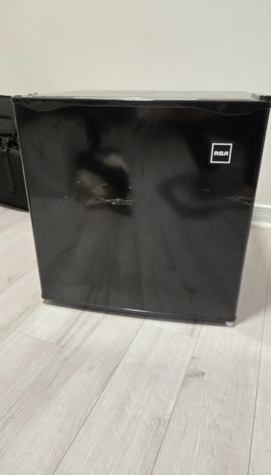 Mini Fridge - Black