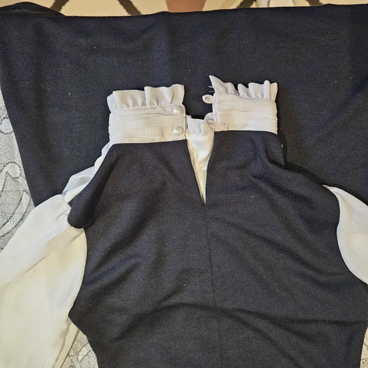 AMSARA Black and White Dress Size 36 image indicator(4)