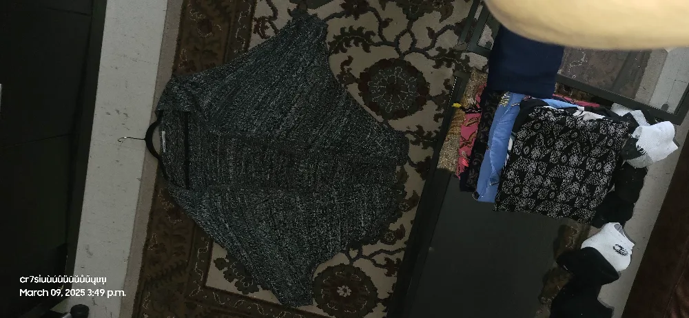 Knit Cardigan image indicator(3)