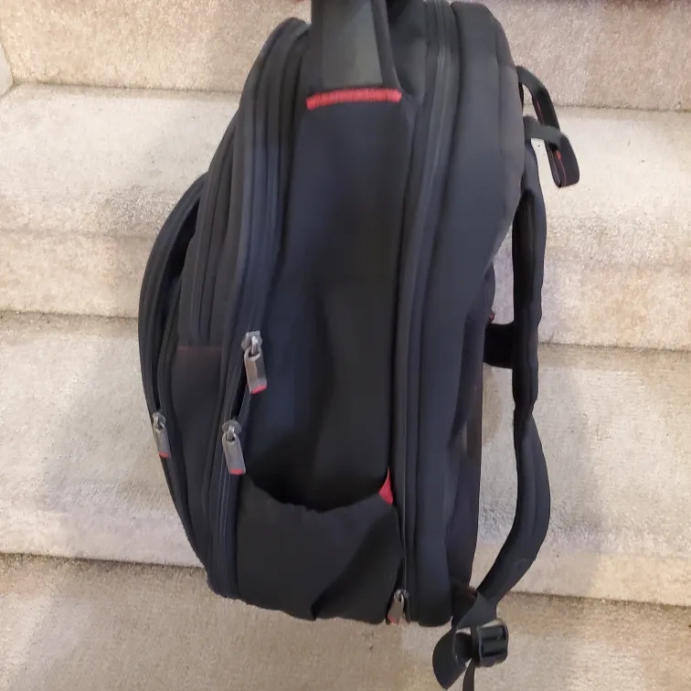 Samsonite Air Channel Backpack image indicator(3)