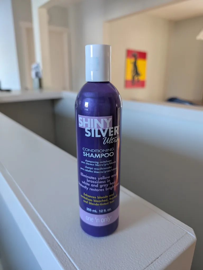 UNOPENED Purple Shampoo for Silver Hair image indicator(2)