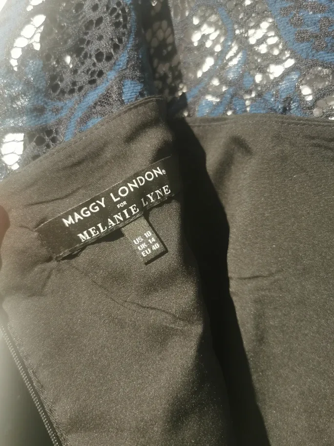 Maggy London s10 dress image indicator(3)