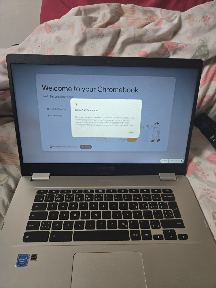 ASUS Chromebook - Silver image indicator(4)