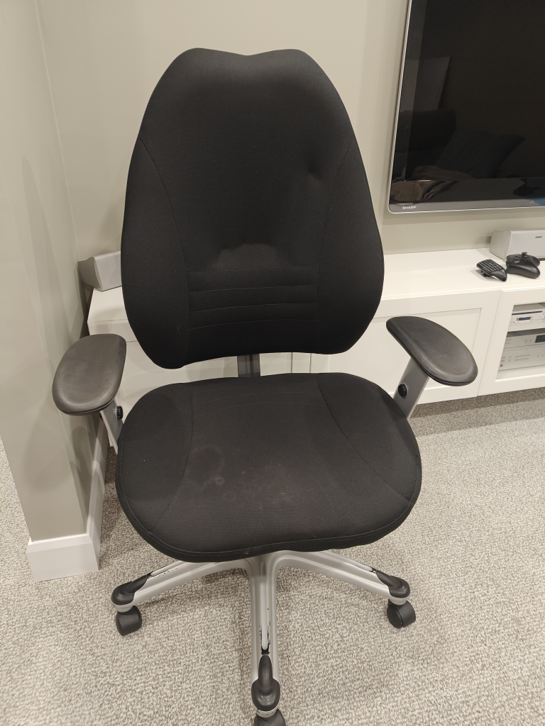 Office Chair - Comfortable and Adjustable