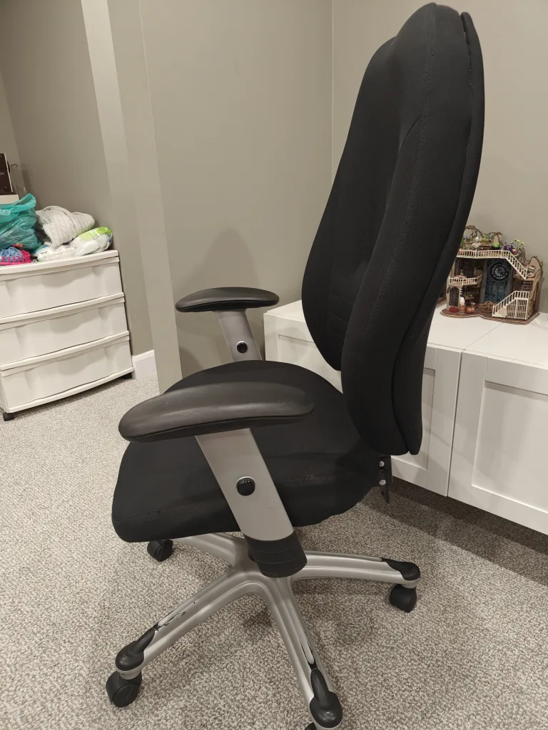 Office Chair - Comfortable and Adjustable image indicator(3)
