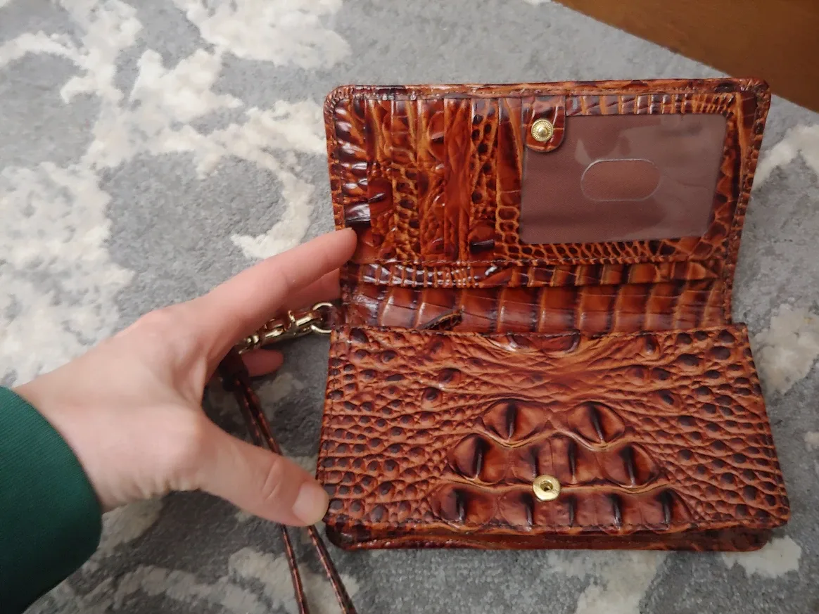 New Brahmin Leather Wallet on Strap. image indicator(2)