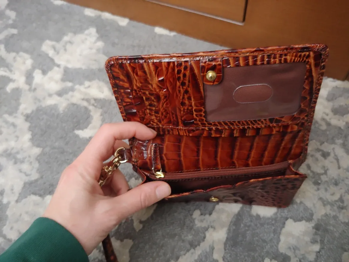 New Brahmin Leather Wallet on Strap. image indicator(3)