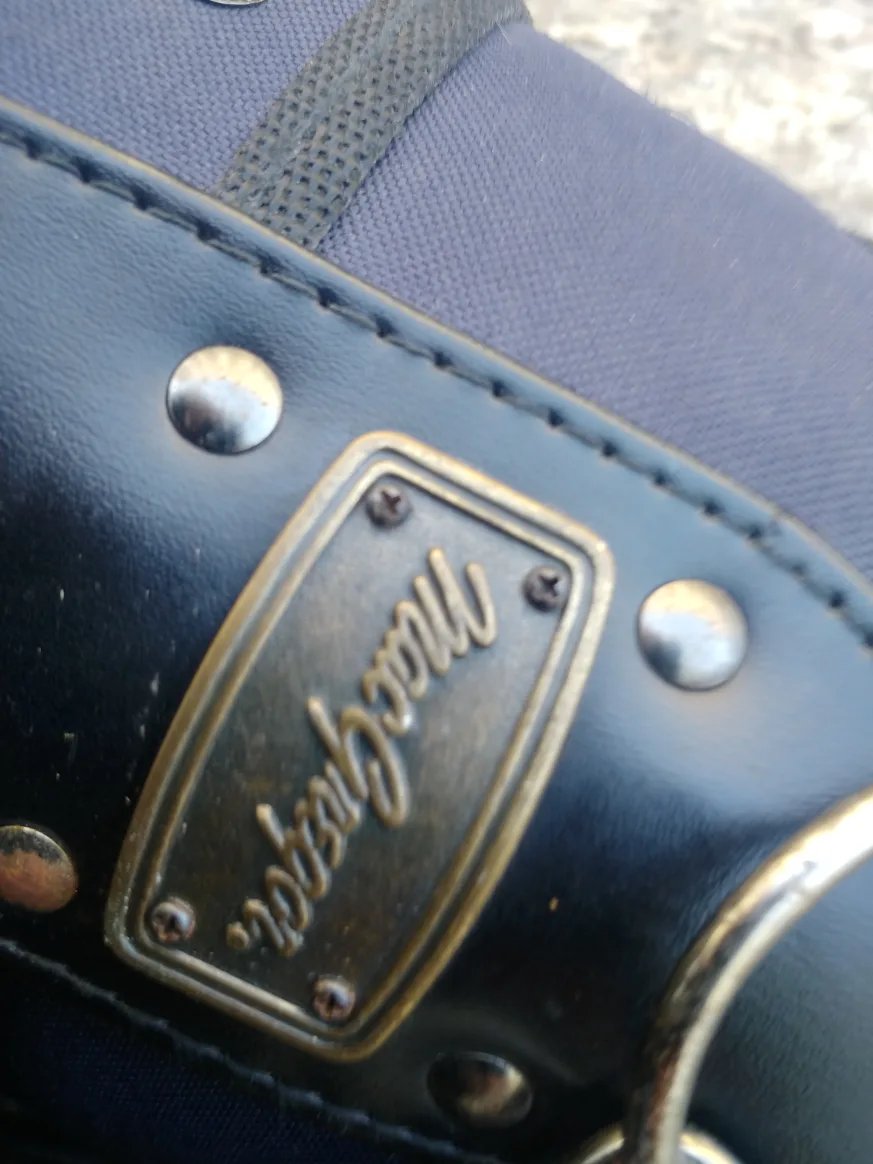 #freecycle 10 Golf clubs,Balls,and carrybag image indicator(3)