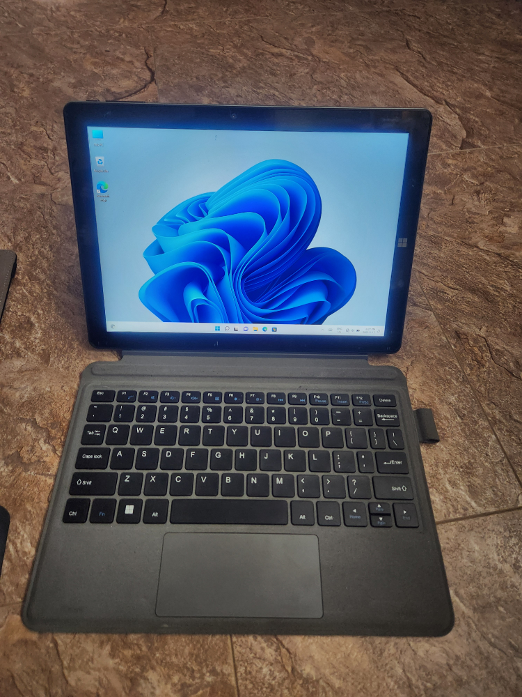 Alldocube iWork 20 Pro Tablet with Keyboard and Case