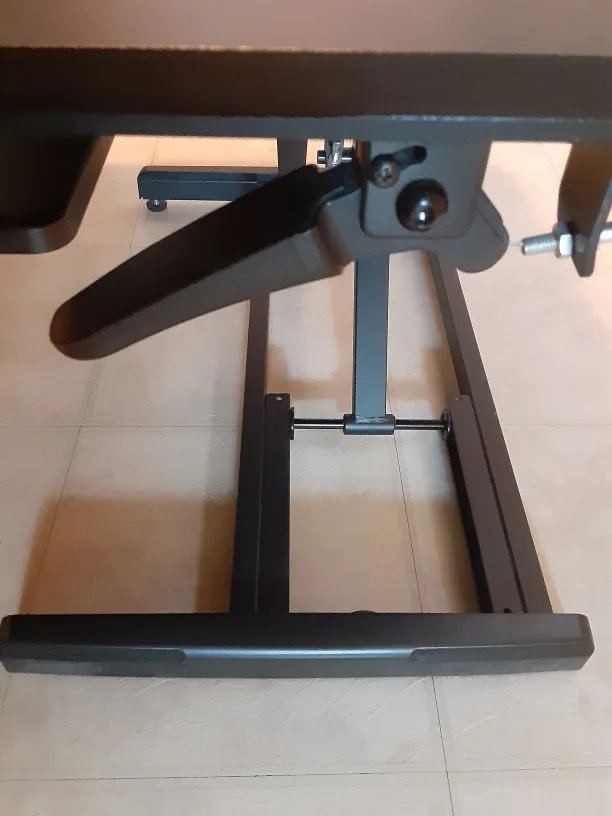 Adjustable Standing Desk Converter *LIKE NEW* image indicator(3)